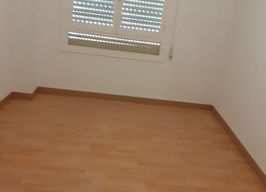 81893150_17